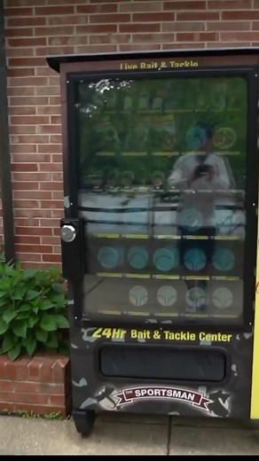 Live Bait Fishing Vending Machine