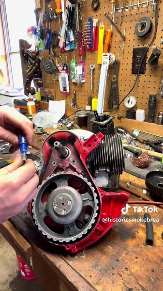 Restoring a 1950s Homelite 5-30 Chainsaw