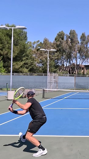 ATP Pro takes down D1 Player! #Tennis #shorts | Thechallengecourt