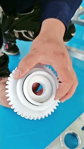 How to use the meatball machine ,change the machine mold to make different size meatball