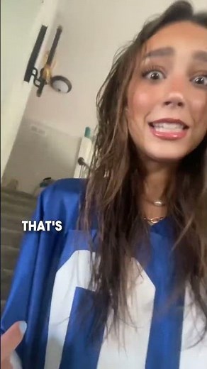 Someone's dog entered her house 😂