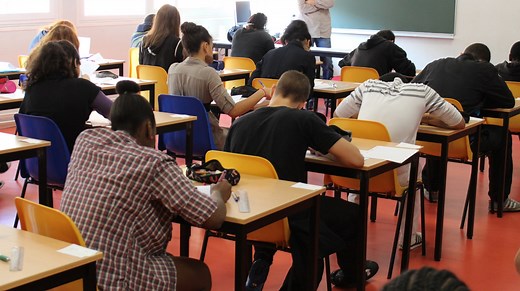 Le calendrier 2026 pour le brevet et le baccalauréat | info.gouv.fr