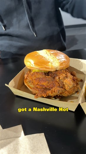 341K views · 5.5K reactions | We tried Burning Bridges in Omaha, NE. You definitely have to try their chicken sandwich! #foodreview #chicken #lunch #mukbang #fyp #foodreels #omaha #nashvillehotchicken | Fooligan Eats | Facebook