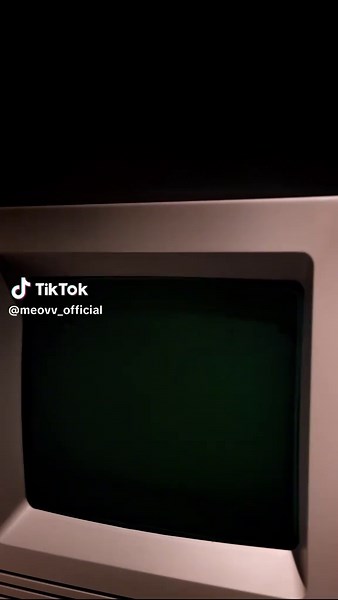 MEOVV Toxic Dance Break