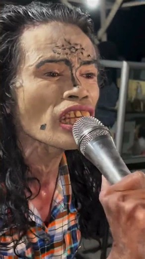 His voice is amazing #entertainment #funny #comedy