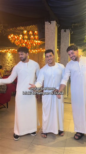 Meet the Most Handsome Man in the World