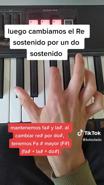 toca estos tres temas con los mismos acordes 🎹🎹 #lodescubrientiktok #parati #teclado #cumbia #kepersonajes #yonaguni #amordechat