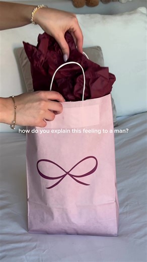 that feeling of unboxing your hunkemöller package 😩 #hunkemoller #lingerie #bra #haul #unboxing - unboxing pr packages, haul, fashion haul, lingerie, hunkemoller, new bra