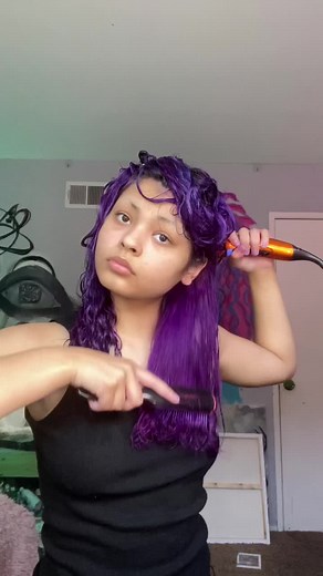 ALIEN (@aliengirl0)’s video of can we pretend that airplanes in the sky