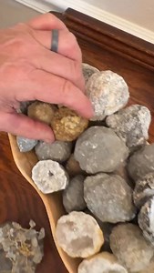 Geode January Day 5 #geode #series #geodejanuary #missourigeode | RockHunter Mark