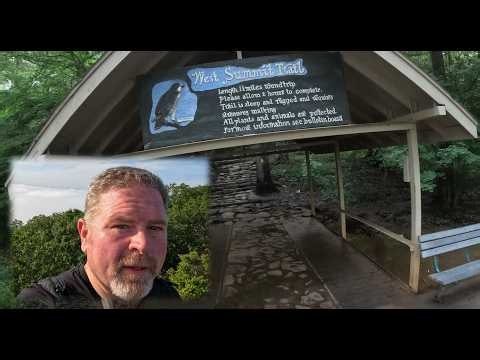 Pinnacle Mountain State Park. West summit Hike. Little Rock Arkansas