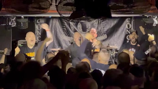 ❤️THANK YOU❤️ Pro-Pain & Beer & Music for another massive demolition party. Let's definitely do it again! | Pitcher - Rock'n'Roll Headquarter Düsseldorf