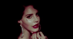 Lana Del Rey – Young and Beautiful