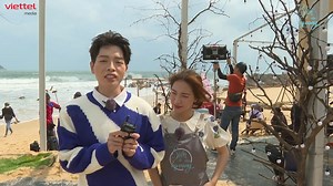 HOT 🔥 News feed: Tiên Cookie, Hòa Minzy, Đức Phúc và Quân A.P nhắc đến bạn trong clip ... Tối nay bạn có hẹn với "Biển của Hy Vọng" không nào? ghé nhà hàng "Biển của Hy Vọng" tối nay thôi nào. Đi đu đưa đi !! Tập 2: Biển của Hy Vọng https://youtu.be/hDE8eZ0GY0o ----------------------------- Đón xem tập 2 Biển của Hy Vọng - Sea of Hope Việt Nam phát sóng tối nay 22/12 🖥Kênh truyền hình #HTV7: lúc 20h30 📱Ứng dụng #Mocha: lúc 21h30 💻#YouTube: lúc 21h30 Thứ 7 lúc 10h15 trên #QPVN Chủ Nhật lúc 12