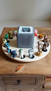 We’re back with another hack 🪄 This time it’s an IKEA DIY rotating table from @birnspiel for easy Tonie access and browsing. It’s also a great option if you don’t want to mount any storage to the walls 👏 | tonies