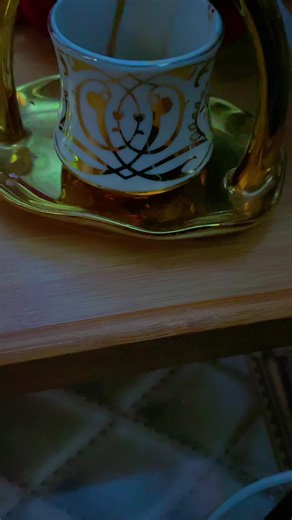 🦋أميرة جوجو🦋 (@gudi.akko) videója, benne: الصوت الأصلي - قهوة مالحة