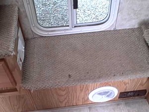 2006 Arctic Fox 811 truck camper