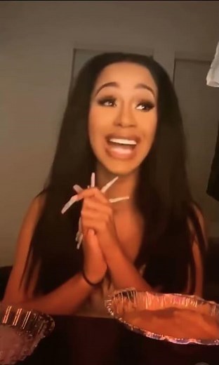 cardi b “omg what is that ?”