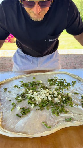 Italian focaccia recipe with scamorza, ham and friggitelli