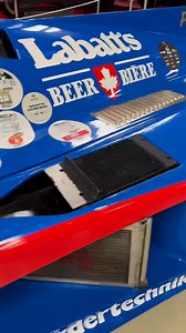Neue Motorsport-Legenden im Technik Museum Speyer! 🤩 Vier beeindruckende Fahrzeuge von Gebhardt Motorsport bereichern jetzt unsere Ausstellung – und das Beste: Diese Rennwagen sind nicht nur zum Anschauen da, sondern weiterhin bei internationalen historischen Rennen im Einsatz! 🚗💨 Gebhardt JC853 (1985): 500 PS stark und ein Siegerfahrzeug – unter anderem 1986 in Monza. Ein echter Klassiker der Gruppe-C-Serie, der Motorsportgeschichte geschrieben hat. 🌍 Gebhardt C88 (1990): Mit seinem kraftvo