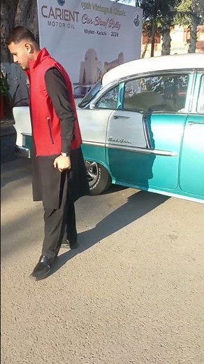 Classic Cars & Traditional Music at Car Show! #classiccars #vintagecars #carshow