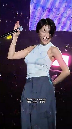 You Can Feel It In Her Smile | HWASA “Good Goodbye” 2026