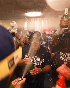 A true work of art 🎻 | MLB