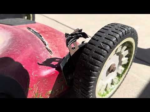 How to Adjust the Height of a Lawn Mower