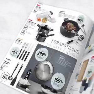 Ny tilbudsavis på gaden 💜🌷 Forårsfornemmelser hos Kop & Kande. Du sparer op til 70% på kvalitetsprodukter til hjemmet. Vi har fyldt den nye tilbudsavis med friske forårsvarer og gode tilbud. Læs med her 👉 bit.ly/3bruOTs I denne særlige tid tilbyder mange lokale butikker at levere varer til døren. Derudover har vi udvidet Click & Collect til 14 dage, og vores bytteservice til 90 dage. Læs mere her 👉 bit.ly/2QHajKG | Kop & Kande