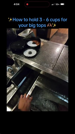 Mastering the 3-6 Cup Hold for Servers