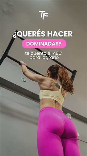 𝐋𝐀 𝐓𝐀𝐍𝐀 | 𝐄𝐍𝐓𝐑𝐄𝐍𝐀𝐌𝐈𝐄𝐍𝐓𝐎𝐒 on Instagram: "¿Querés hacer dominadas? 💪 Con banda y progresión, es posible. 💾 Guarda y compartí con alguien que entrena espalda #fitness #dominadas #entrenamientomujeres"