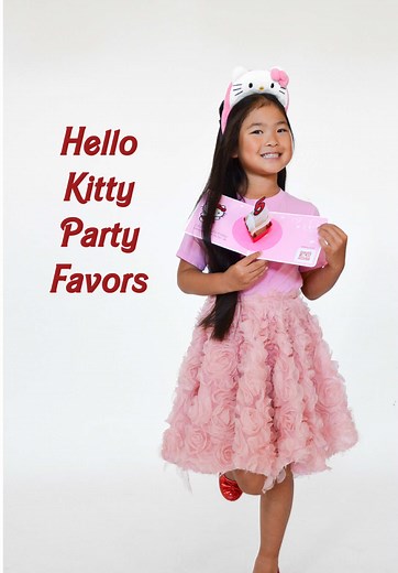 Hello Kitty Birthday Invitations and Party Favors Ideas