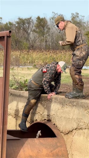 13K views · 42 reactions | This is what we call Louisiana Ingenuity  #crawfish #crabs #lobster #cajun #farming #fish #fishing #lobsterfishing #Louisiana | Grant Hamilton | Facebook