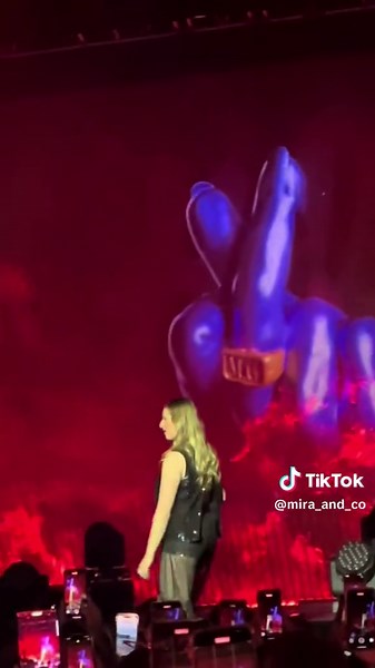 Mauvais Garçon au Trianon : Une Soirée Inoubliable