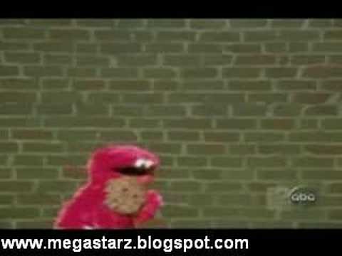 Cookie Monster vs Elmo