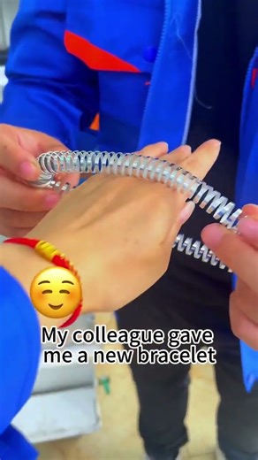 When your CNC buddy turns leftover metal into a bracelet#fyp #cncmachining #foryou #cnc #factory