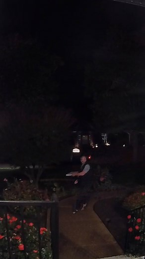 1.9K views · 12 reactions | Angry pizza delivery guy gets mad over small tip 廊 #fails #PizzaDelivery #frisbee #insane #angry | Drive 615 | Facebook