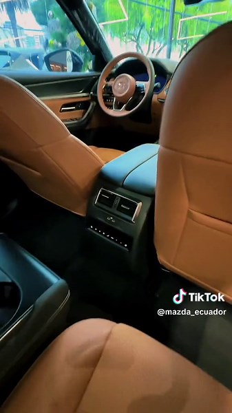 ¡MAZDA CX-90! El más potente, con tecnología de punta y un interior lujoso