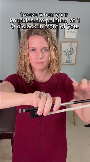 How to hold a violin bow properly #violin #violinteacher #violinbow