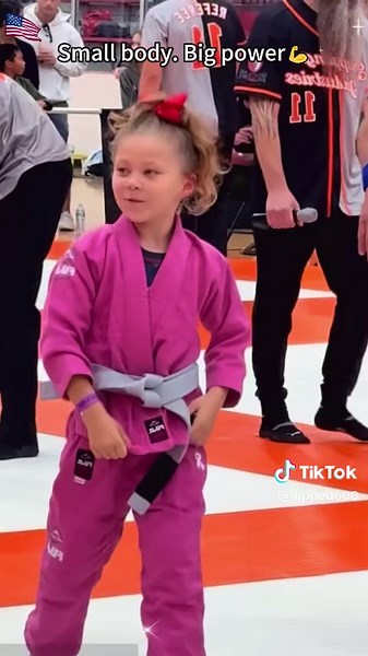 Small body. Big power💪#usa🇺🇸 #lovelylucy #ufc #fyp #girlpower