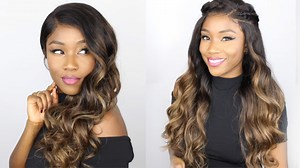 Two romantic holiday hair looks you (and everyone else) will fall in love with
