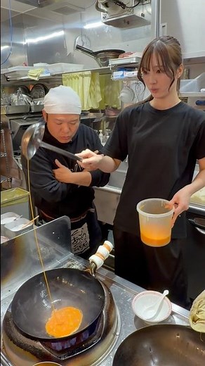 あのんさん & 炒飯マスター新山直人 Fried Rice Master’s Lesson!