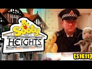 Bumps in the Night 👮 | Sooty Heights. | Full Episode 📺 [S1E11]