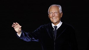 Le célèbre styliste italien Giorgio Armani s'éteint à 91 ans