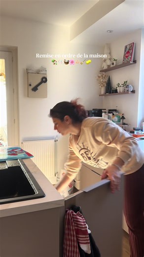 Joyeux dimanche 🧺🫶🏻 Remise en ordre de la maison 🏡 🫧🧹🌸🩷 #routine #dimanche #clean #cleaninghacks #cleanwithme