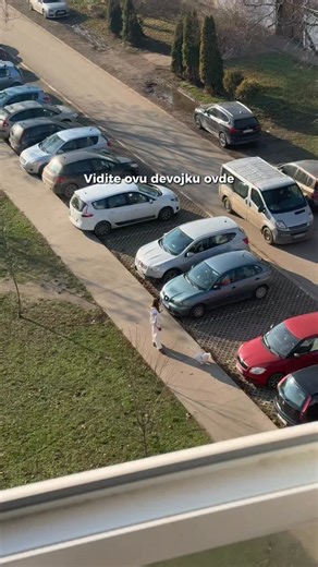 🫶 Hvala za videoo 🥰 Inače devojka na video snimku nosi naš novi SP® komplet iz premium limited dropa - 🍭Candy Cloud big baggy donji i gornji deo ⚠️ Trenutno je na sajtu poslednja najveća akcija za ovu godinu i sve je na - 30% popusta ( čak i ova nova kolekcija ) danas i sutra su poslednji dani za poručivanje i slanje paketa 🎁 Najskuplja i najkvalitetnija SP ® kolekcija do sad! 🧸 ☁️ Proizvodi su predimenzinorani ( duplo veci od klasičnih oversize modela ) ☁️ Izradjeni od 380 gramskog plišano