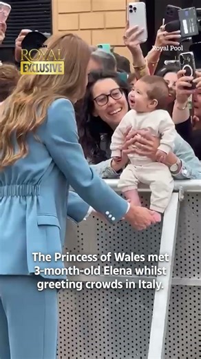 Kate's adorable interaction with BABY on solo trip