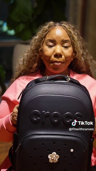 “Y’all… why is this Crocs backpack actually adorable? Now I gotta get the matching clogs because balance 😭💁🏽‍♀️🎒” #crocsbackpack #tiktokshopblackfriday #tiktokshopcreatorpicks #tiktokshopcybermonday #bfcm