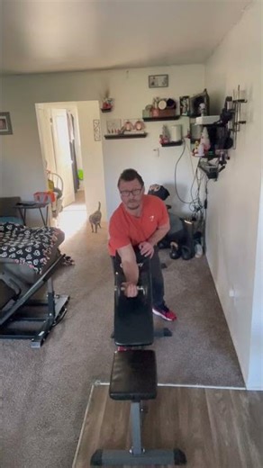 How To Do A Single Arm Dumbbell Preacher Curl