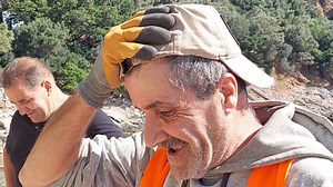 9.1K views · 181 reactions | LE BON TRAVAIL CONTINUE AU AIGUADS PAR LA BONNE EQUIPE DE L'APC LE VICE PRÉSIDENT DU TOURISME FAROUK KHERFELLAH ET KARIM KASSA DIT CHAMBIT | Béjaia La Vérité | Facebook